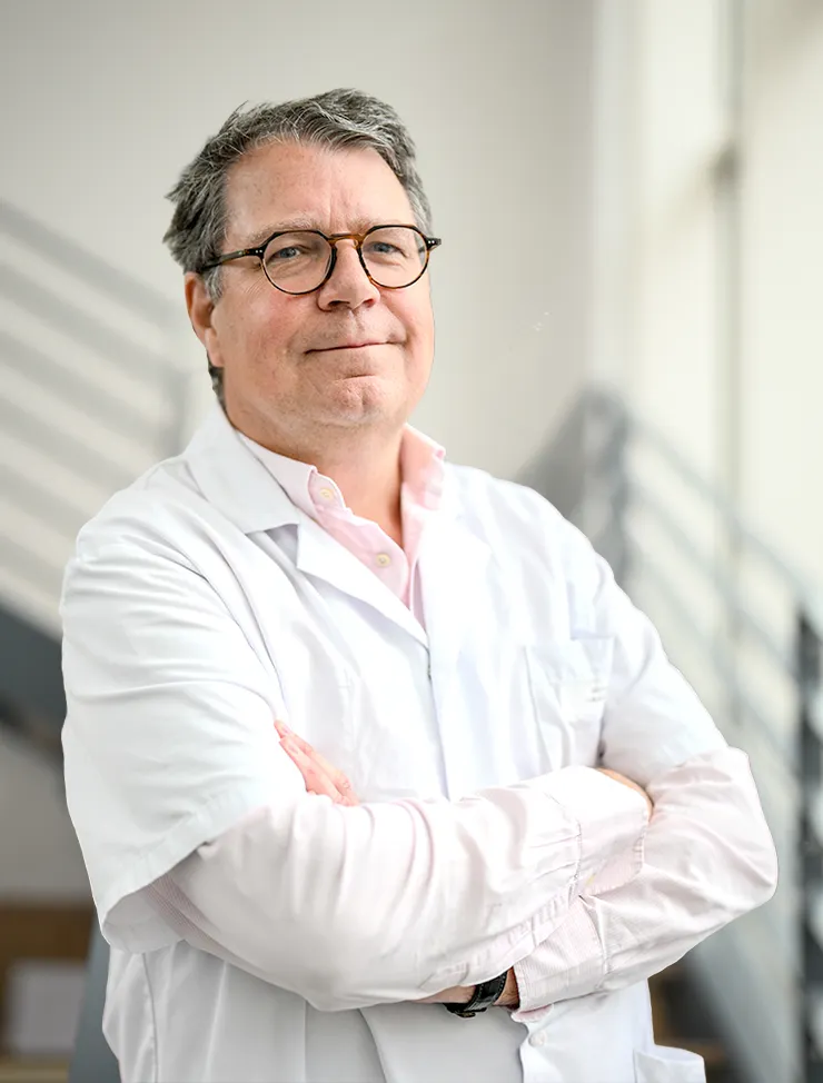 Dr Olivier BLEICHNER, Radiothérapeute Oncologue - CROM 95 - Centre de Radiothérapie et d'Oncologie Médicale du Val d'Oise